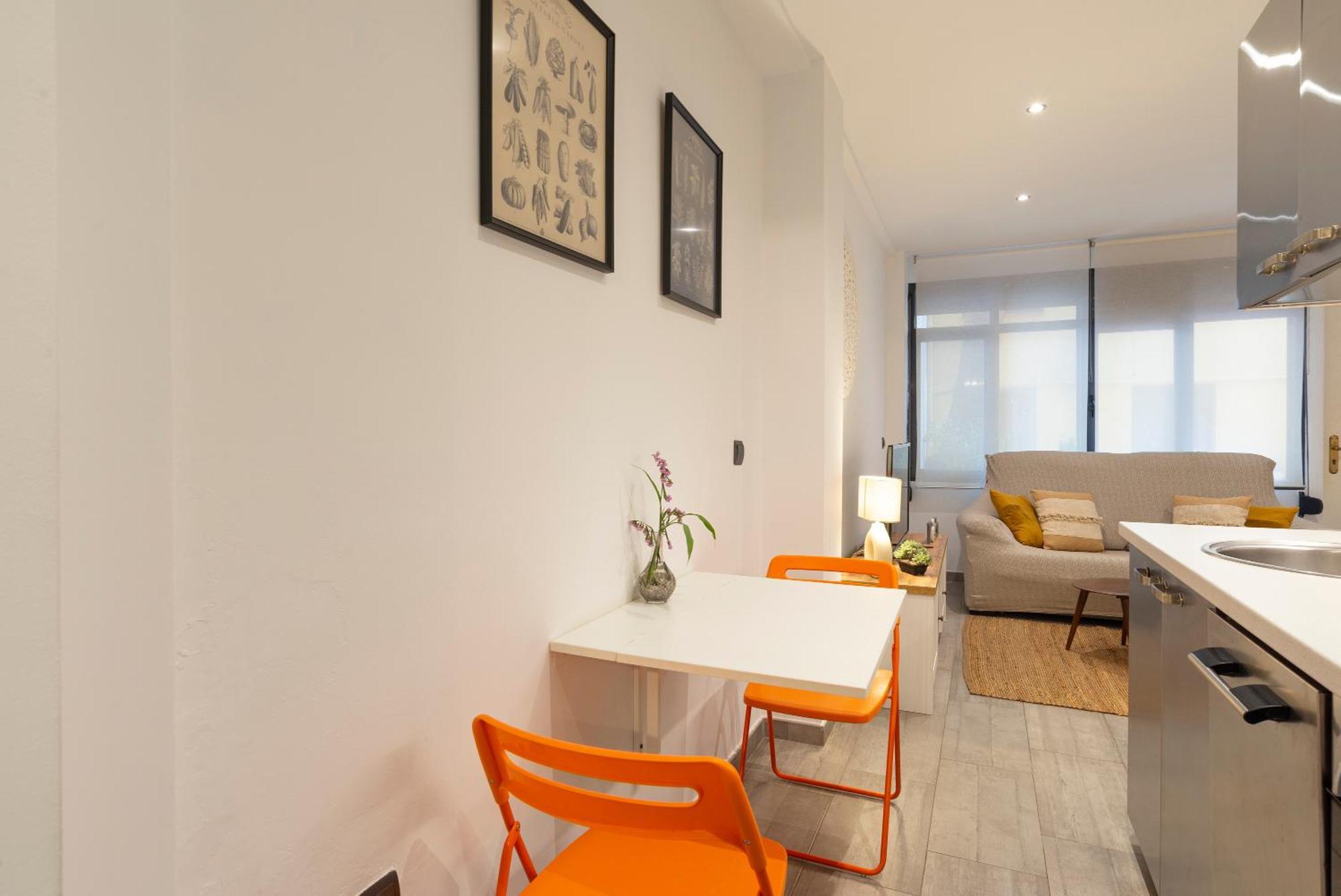 Andres Perez & Quiet Courtyard By Ele Apartments Малага Екстериор снимка